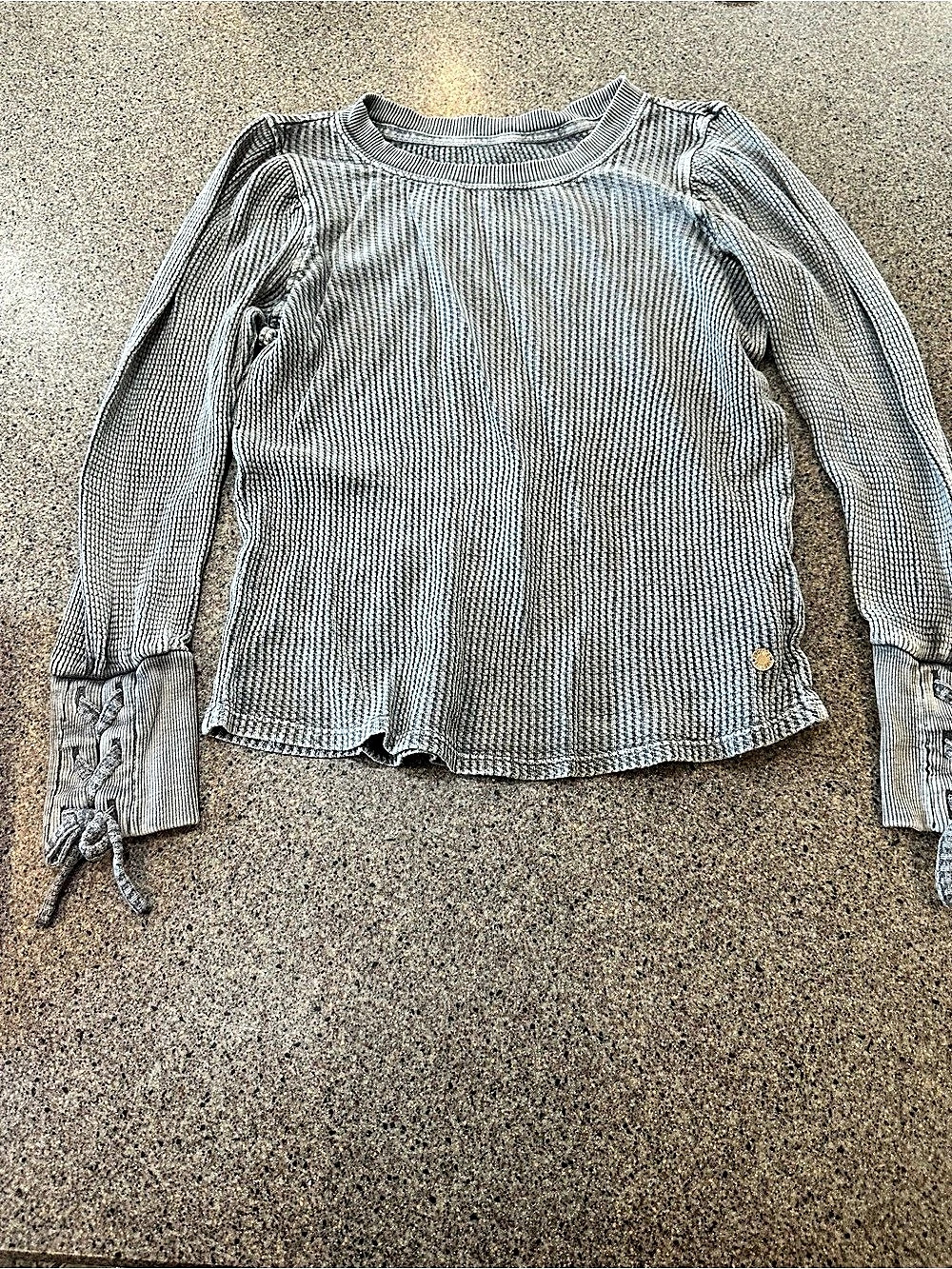 Justice Girls Long Sleeve Top Size 7 Gray